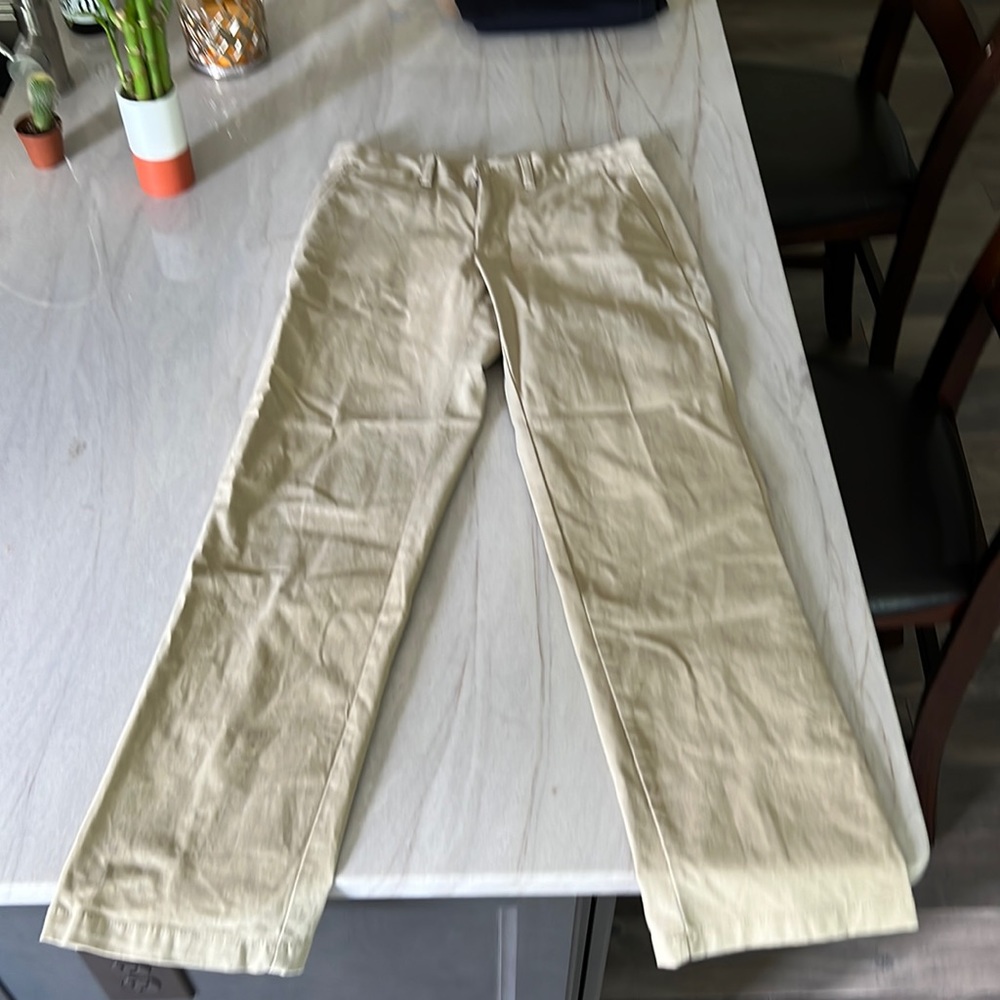 Old Navy Ultimate Straight 29x30 khakis.